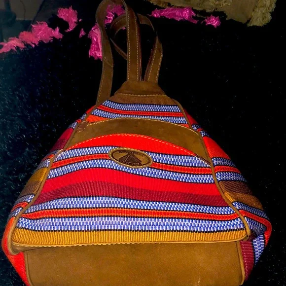 MUNDO MAYA GUATEMALA LEATHER/CANVAS BACKPACK PURSE Guatemalan Backpack - Etsy main image 3